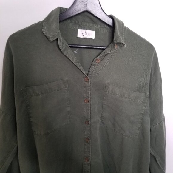 Lou  Grey Galaxy front tie shirt - Picture 8 of 10